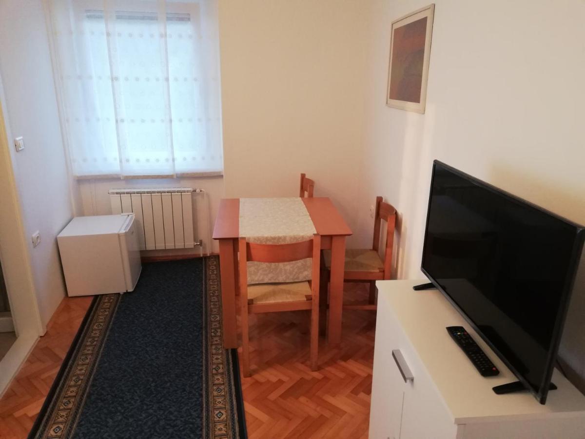 Sobe Sabec Bed & Breakfast Postojna Eksteriør bilde