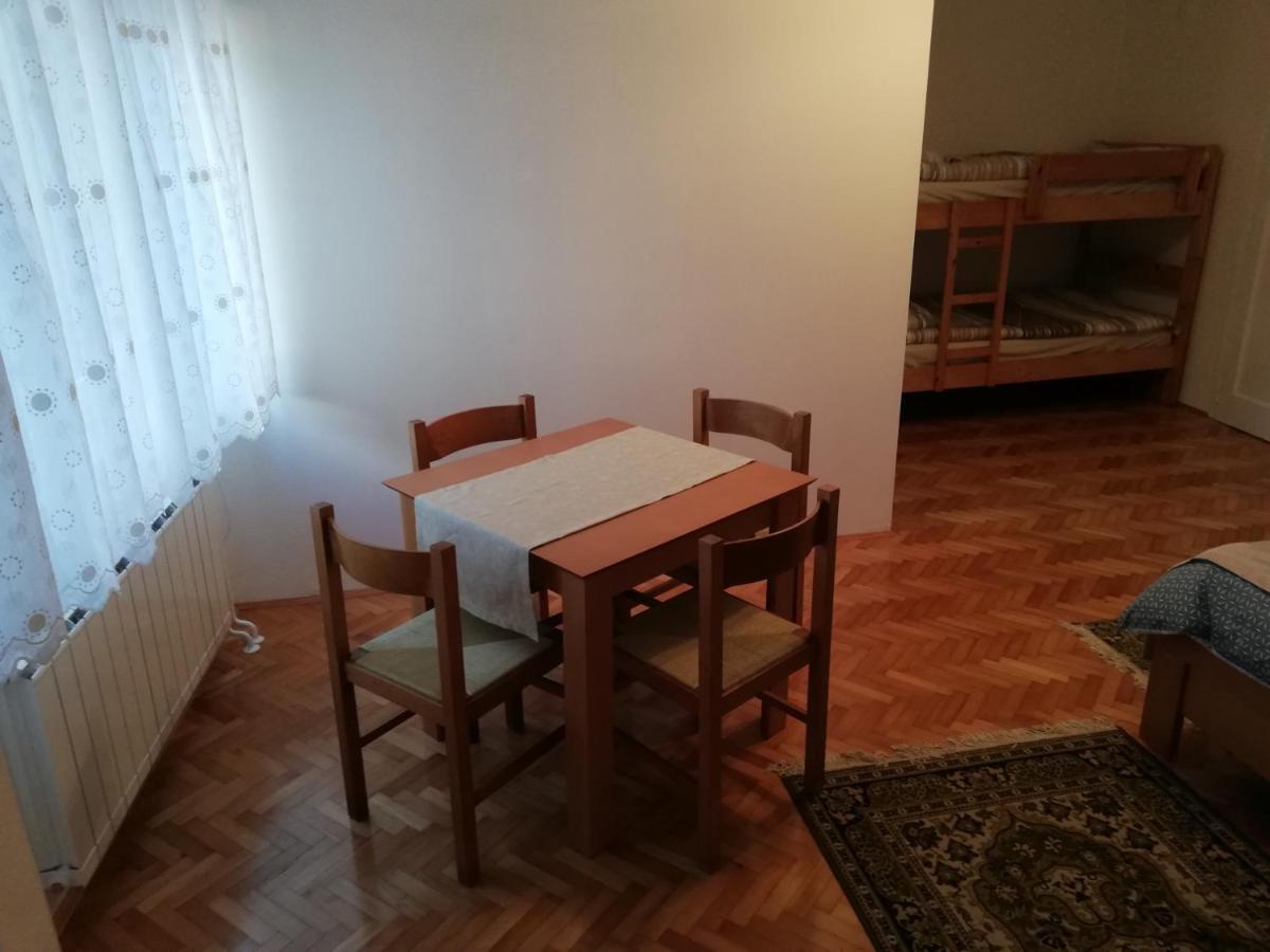 Sobe Sabec Bed & Breakfast Postojna Eksteriør bilde